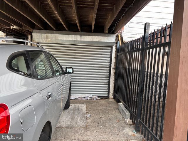 4003 E ROOSEVELT BLVD, Philadelphia, PA 19124