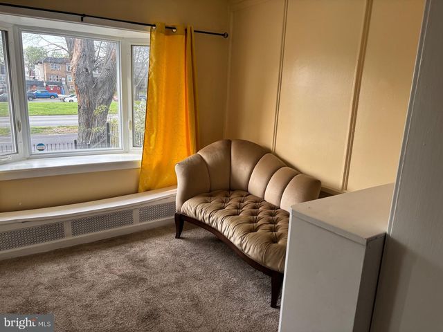 4003 E ROOSEVELT BLVD, Philadelphia, PA 19124