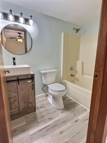 3602 Timberbridge Drive G, Valparaiso, IN 46383