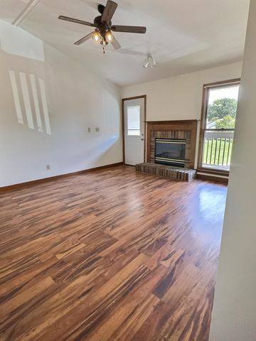3602 Timberbridge Drive G, Valparaiso, IN 46383