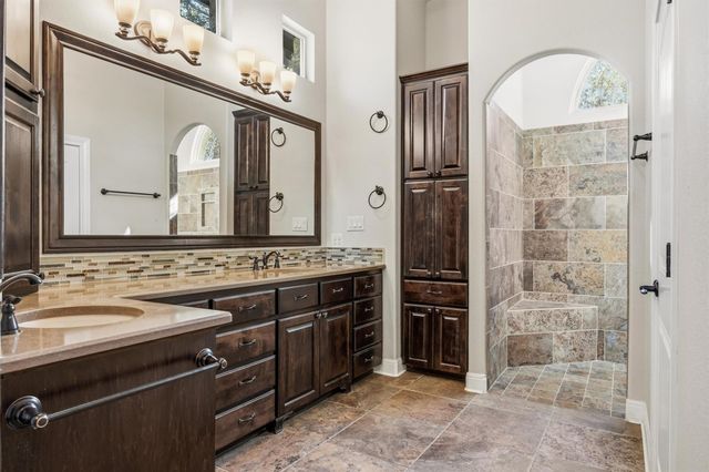 1314 Big DR, Georgetown, TX 78628