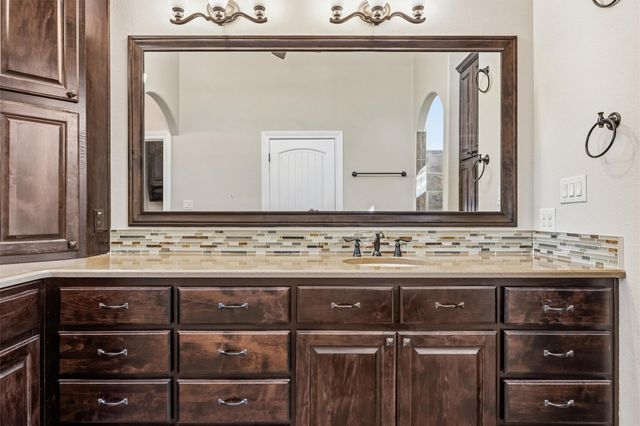 1314 Big DR, Georgetown, TX 78628