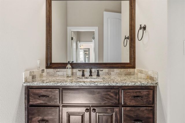 1314 Big DR, Georgetown, TX 78628