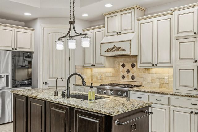 1314 Big DR, Georgetown, TX 78628