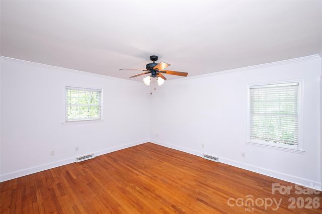 6629 Knightswood Drive, Charlotte, NC 28226