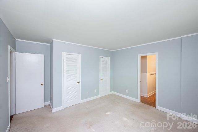 6629 Knightswood Drive, Charlotte, NC 28226