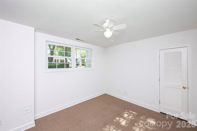 6629 Knightswood Drive, Charlotte, NC 28226
