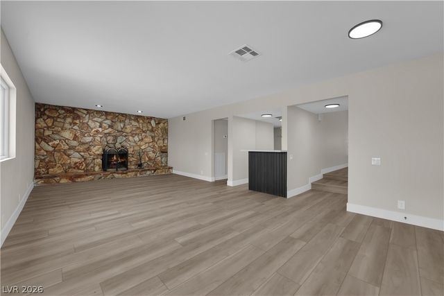 5060 Ridgeview Drive, Las Vegas, NV 89120