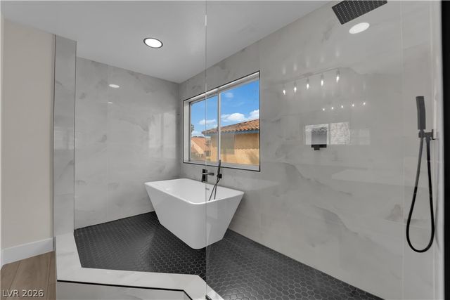 5060 Ridgeview Drive, Las Vegas, NV 89120