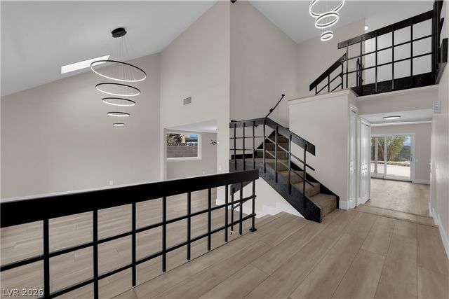 5060 Ridgeview Drive, Las Vegas, NV 89120