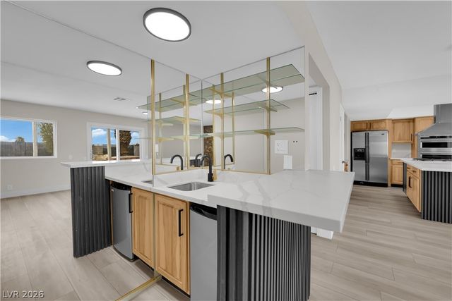 5060 Ridgeview Drive, Las Vegas, NV 89120