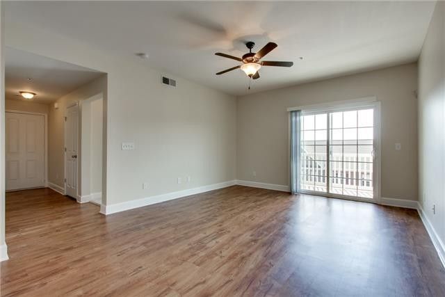 8121 Lenox Creekside Dr, Antioch, TN 37013