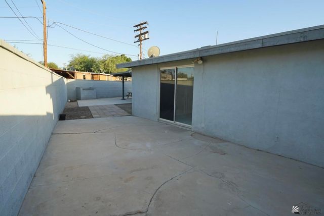 2741 S FERN DR, Yuma, AZ 85364