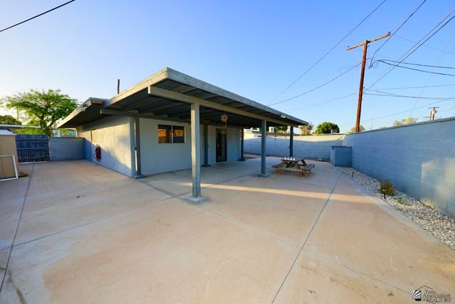 2741 S FERN DR, Yuma, AZ 85364