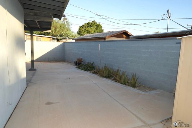 2741 S FERN DR, Yuma, AZ 85364
