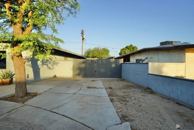 2741 S FERN DR, Yuma, AZ 85364