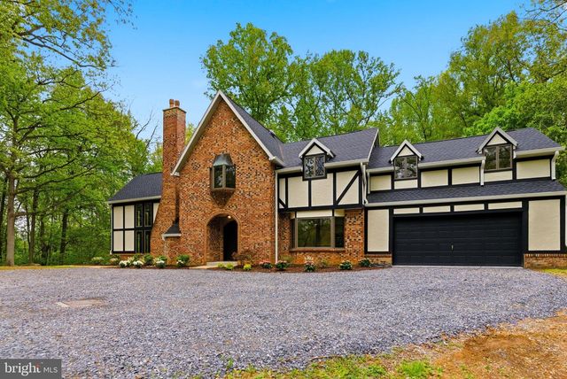 387 WEAVER LN, Martinsburg, WV 25403