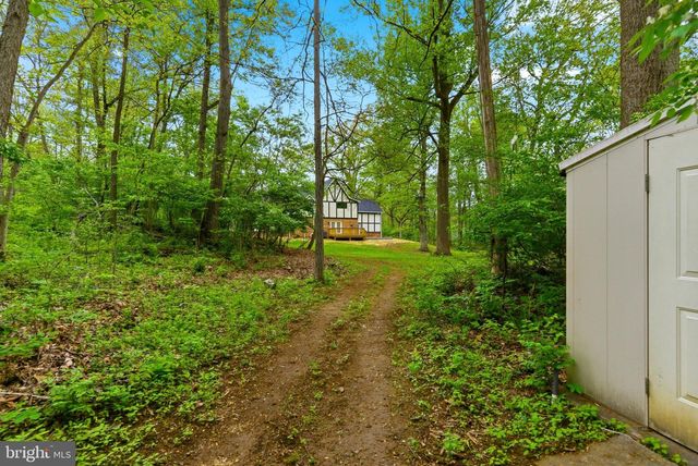387 WEAVER LN, Martinsburg, WV 25403