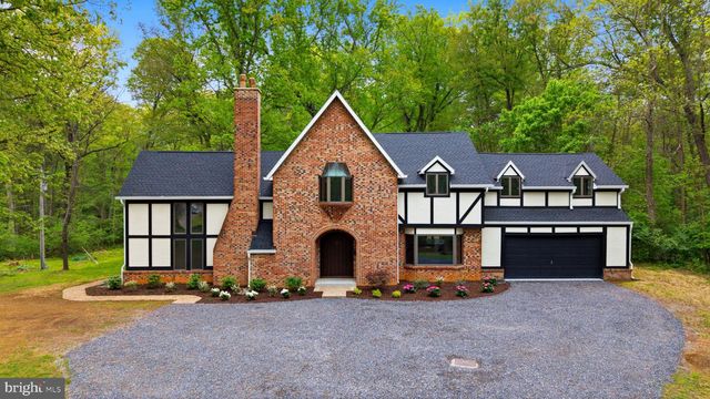 387 WEAVER LN, Martinsburg, WV 25403