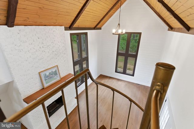 387 WEAVER LN, Martinsburg, WV 25403