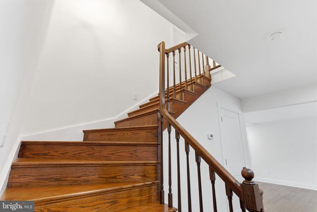 387 WEAVER LN, Martinsburg, WV 25403