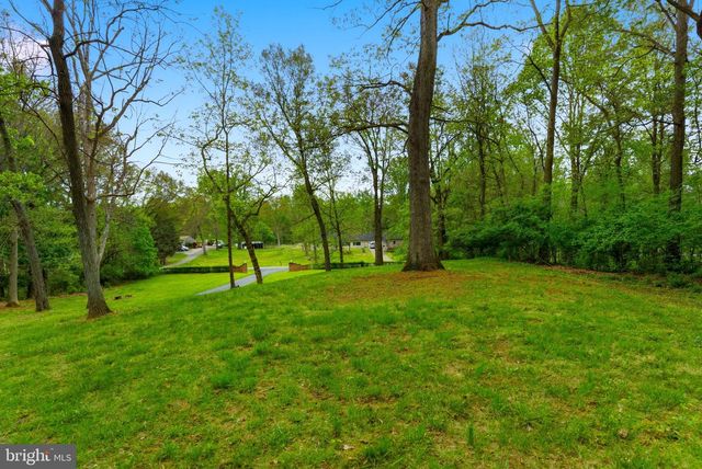 387 WEAVER LN, Martinsburg, WV 25403