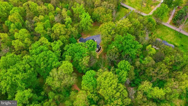 387 WEAVER LN, Martinsburg, WV 25403