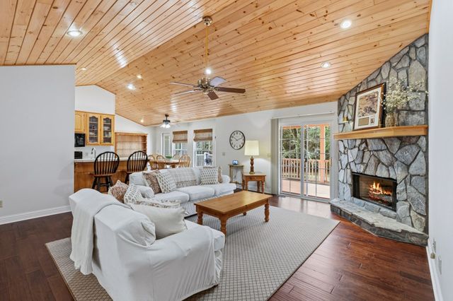 94 Kingfisher Lane, Blairsville, GA 30512