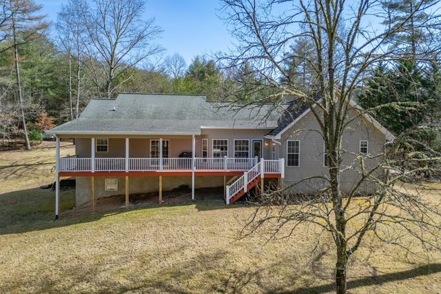 94 Kingfisher Lane, Blairsville, GA 30512
