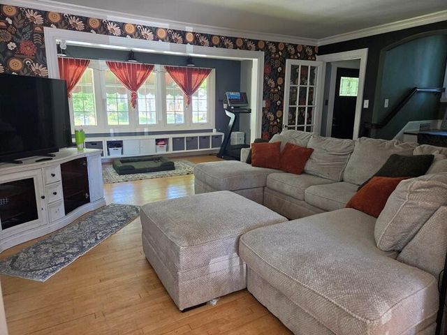 2011 N 9th STREET, Sheboygan, WI 53081