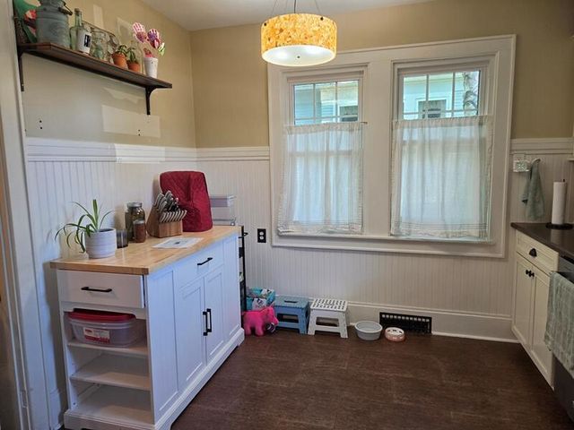 2011 N 9th STREET, Sheboygan, WI 53081