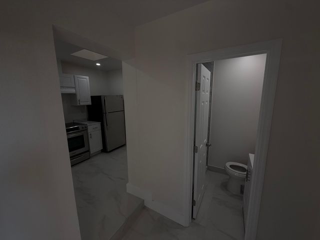 2550 Lake Haven Road, West Palm Beach, FL 33415