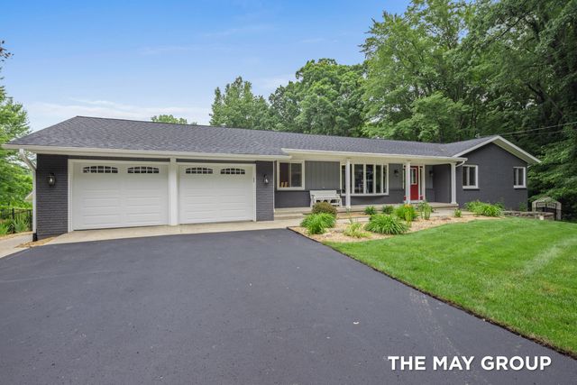 695 13 Mile Road NE, Sparta, MI 49345