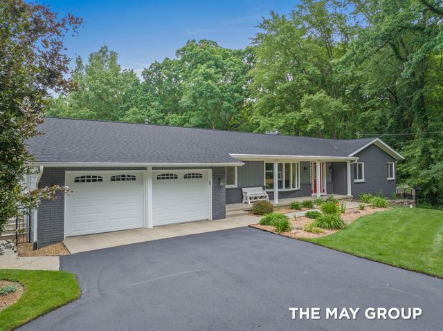 695 13 Mile Road NE, Sparta, MI 49345