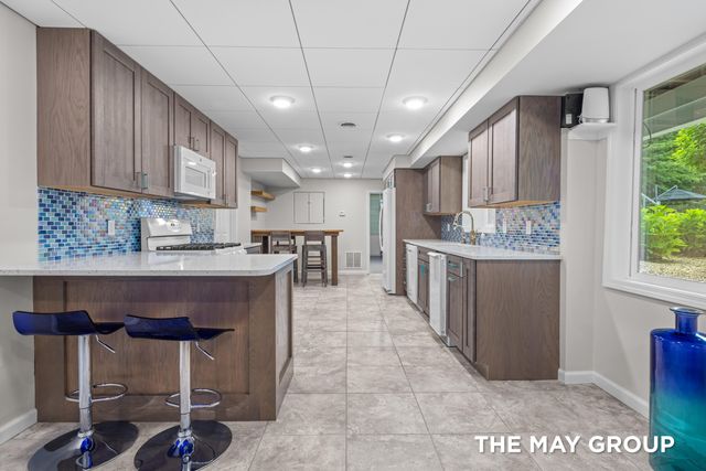 695 13 Mile Road NE, Sparta, MI 49345