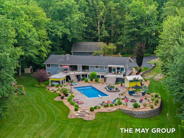 695 13 Mile Road NE, Sparta, MI 49345