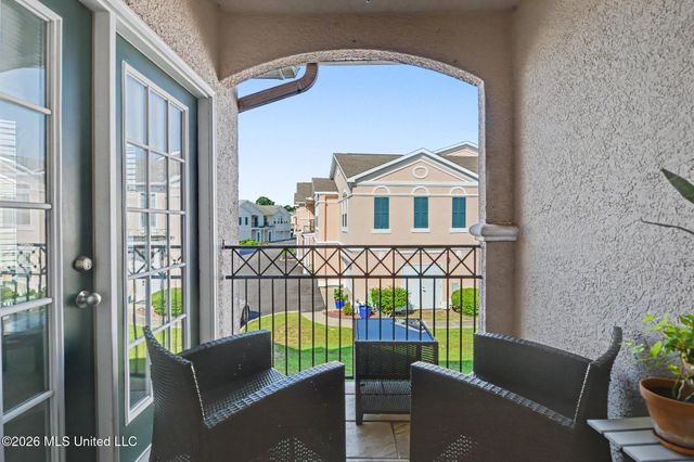 2252 Beach Drive, 605, Gulfport, MS 39507