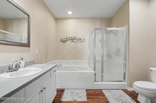 2252 Beach Drive, 605, Gulfport, MS 39507