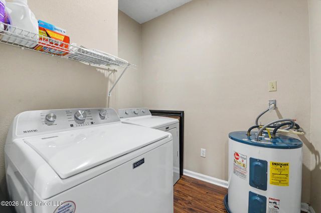 2252 Beach Drive, 605, Gulfport, MS 39507