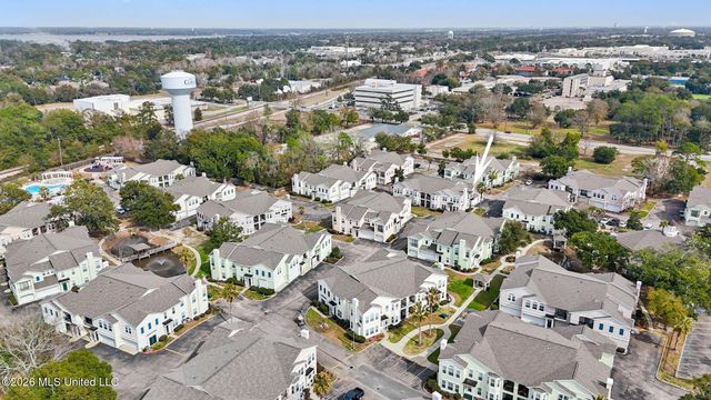 2252 Beach Drive, 605, Gulfport, MS 39507