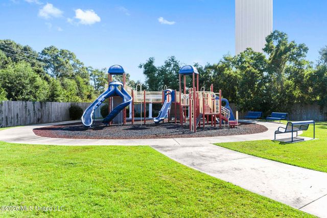 2252 Beach Drive, 605, Gulfport, MS 39507