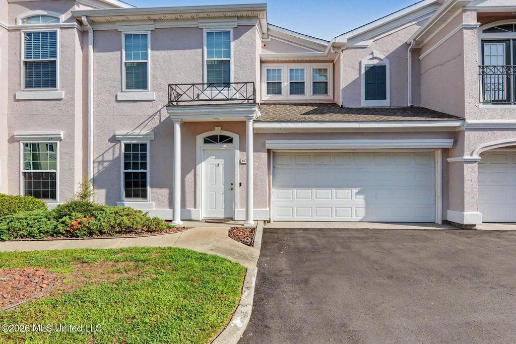 2252 Beach Drive, 605, Gulfport, MS 39507