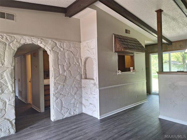 5843 Wares Ferry Road, Montgomery, AL 36117