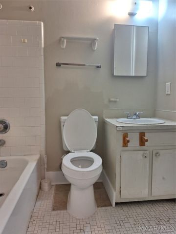 5843 Wares Ferry Road, Montgomery, AL 36117