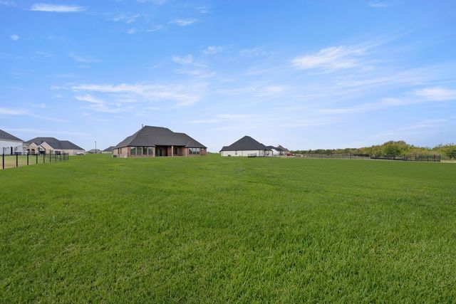 6633 Emerson Drive, Mesquite, TX 75114