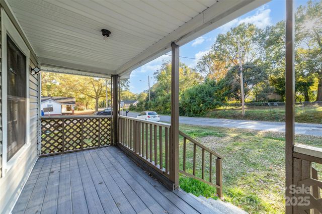 1028 East Drive, Gastonia, NC 28052