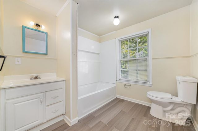 1028 East Drive, Gastonia, NC 28052