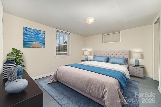 1028 East Drive, Gastonia, NC 28052