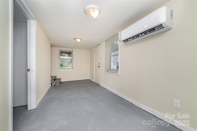 1028 East Drive, Gastonia, NC 28052