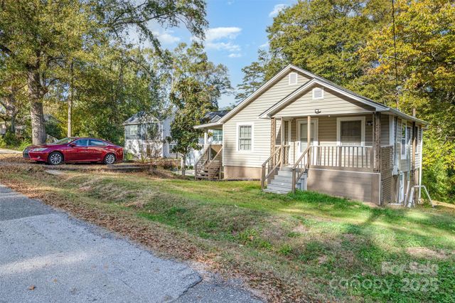 1028 East Drive, Gastonia, NC 28052
